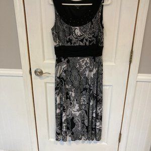 Perceptions Fancy black and white polyester dress with beading on yoke. Size 12